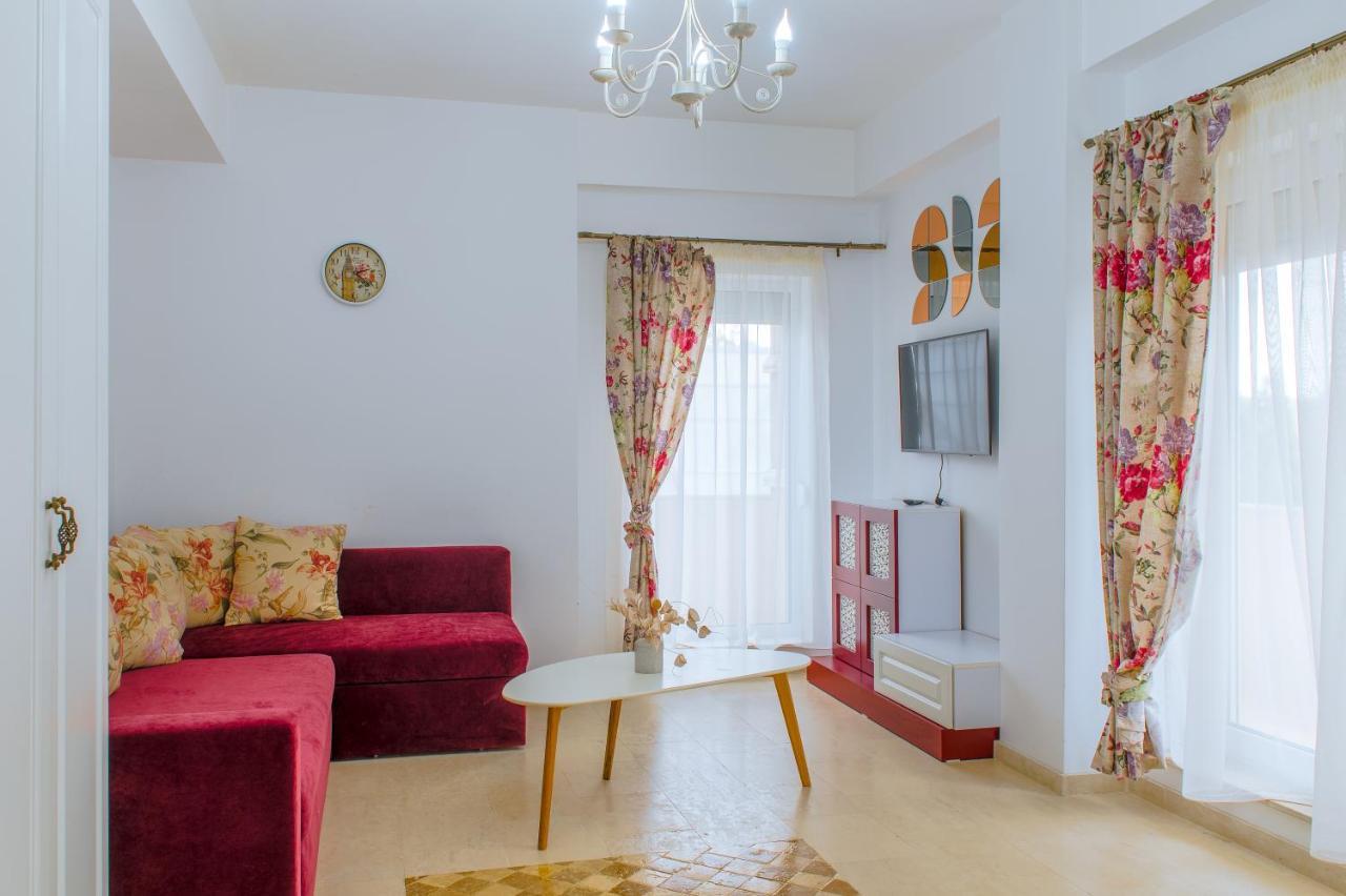 Morsky Apartment นาโวดาริ ภายนอก รูปภาพ